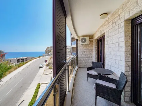 Sale, one bedroom apartment, 50m², Bečići, Budva - image 2