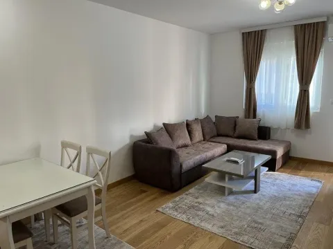 Rent, one bedroom apartment, 50m², City Kvart, Podgorica - image 10