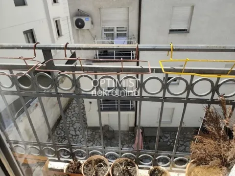 Sale, three bedroom apartment, 40m², Lekino Brdo, Voždovac Sve Podlokacije - image 19