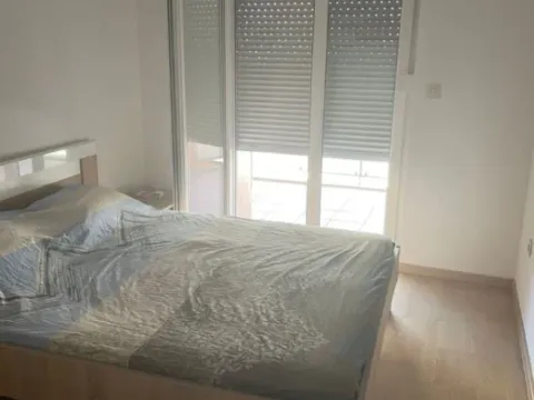 Izdavanje, jednosoban stan, 50m², City Kvart, Podgorica - image 4