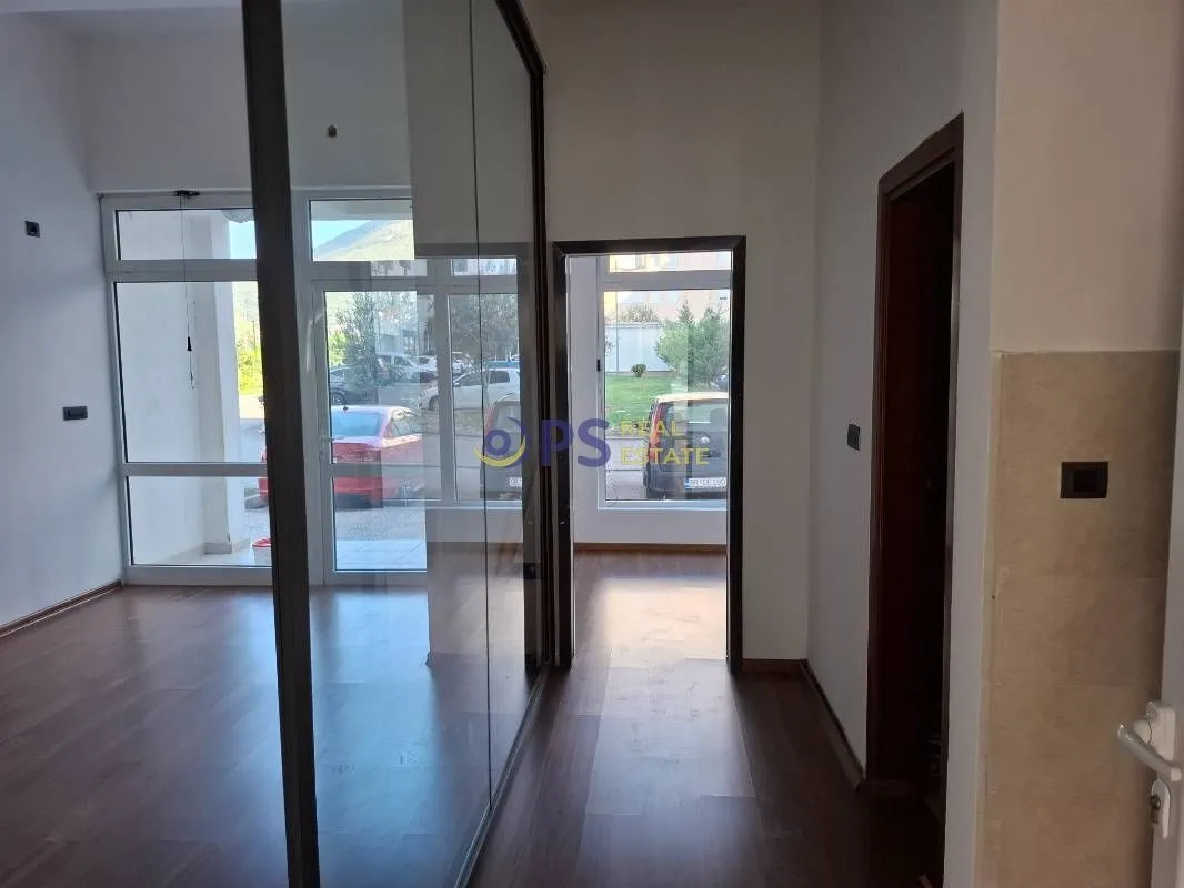 Sale, office space, 73m², Bar, Crna Gora