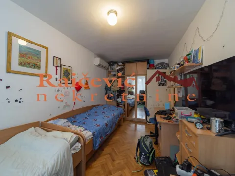 Prodaja, trosoban stan, 71m², Brace Jerković, Voždovac Sve Podlokacije - image 12