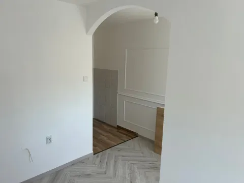 Prodaja, stan, 42m², Cetinje, Crna Gora - image 6