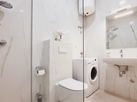 Rent, one bedroom apartment, 49m², Bečići, Budva - image 9