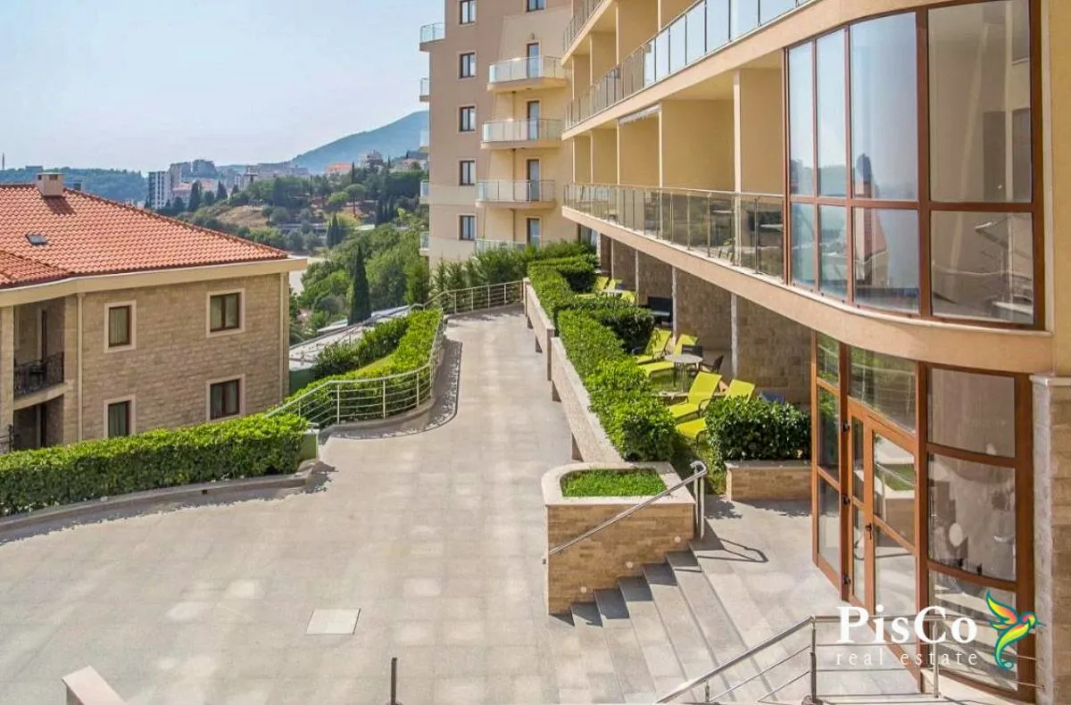 Sale, apartment, 52m², Bečići, Budva