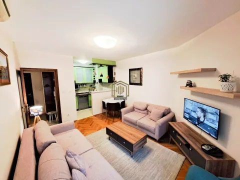Izdavanje, jednosoban stan, 38m², Blok 9, Podgorica - image 3