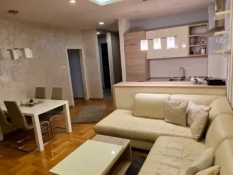 Izdavanje, jednosoban stan, 50m², Ljubović, Podgorica - image 1