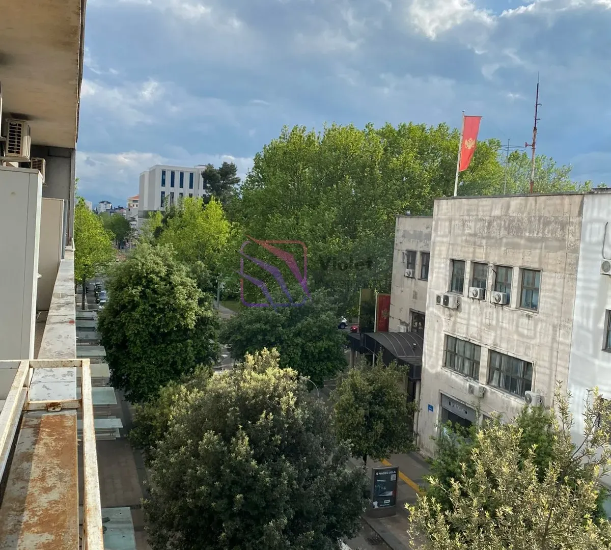 Rent, two bedroom apartment, 95m², Centar, Podgorica