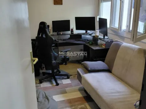 Prodaja, dvosoban stan, 65m², Novi Beograd Blok 28, Novi Beograd Sve Podlokacije - image 2