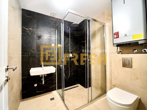 Prodaja, trosoban stan, 110m², Tološi, Podgorica - image 16