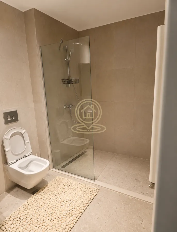 Izdavanje, trosoban stan, 84m², Savski Venac, Beograd