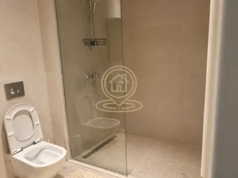 Izdavanje, trosoban stan, 84m², Savski Venac, Beograd - image 7