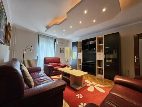 Izdavanje, trosoban stan, 89m², Centar, Novi Sad - image 2