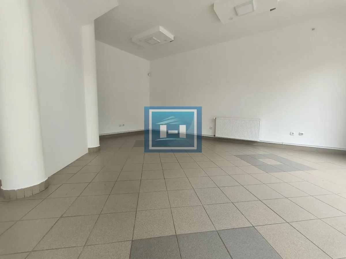 Rent, office space, 130m², Centar, Ćuprija