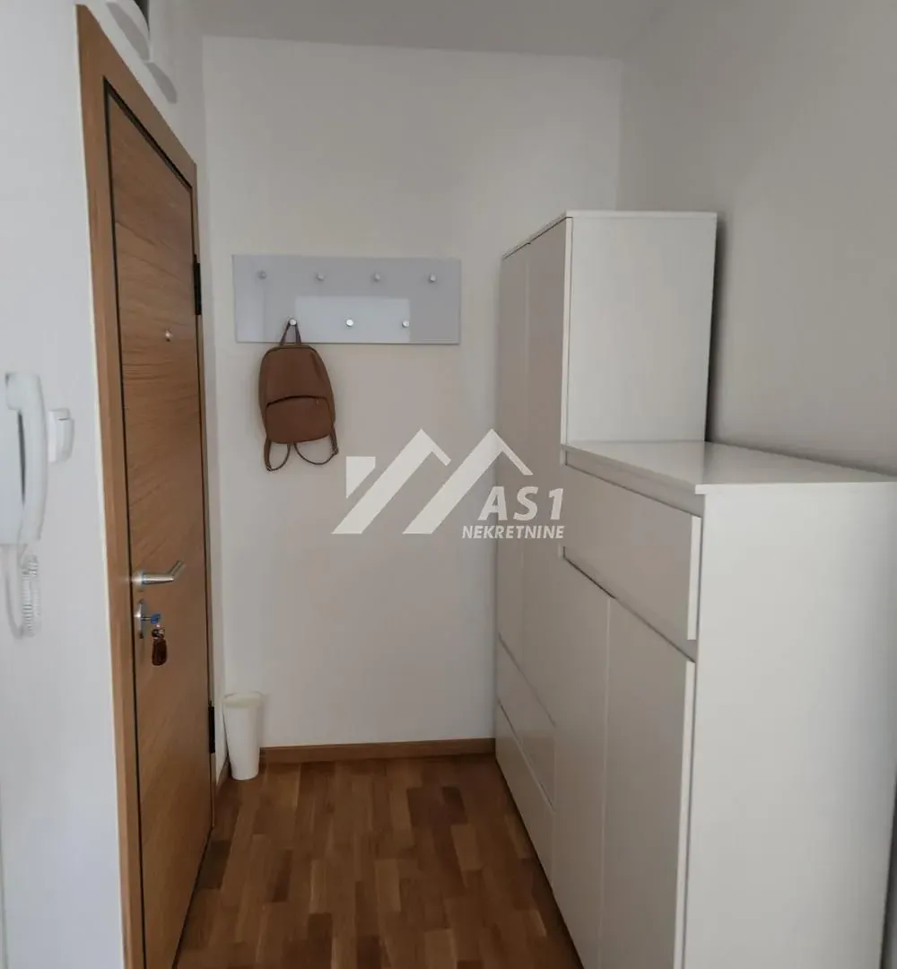 Izdavanje, dvosoban stan, 41m², Telep, Novi Sad Sve Podlokacije