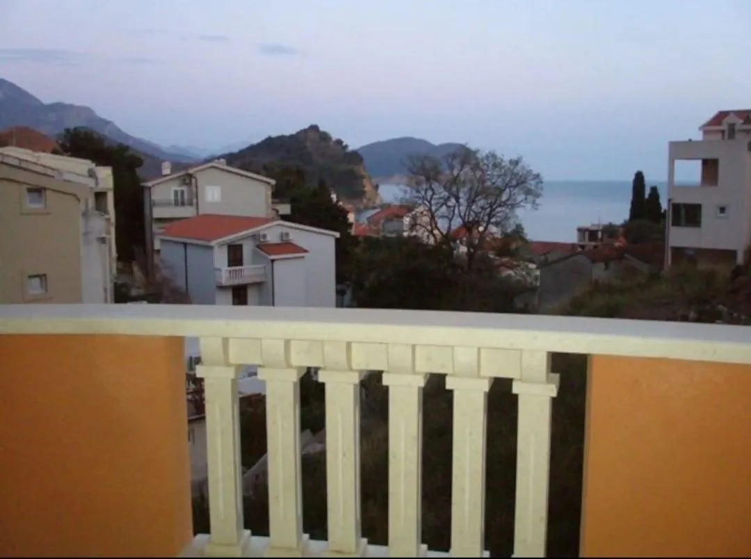 Sale, one bedroom apartment, 54m², Petrovac, Budva