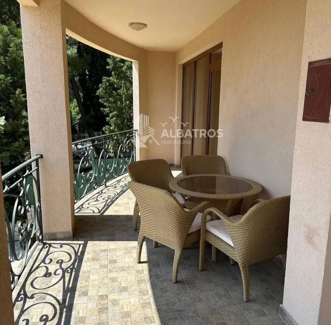 Sale, house, 240m², Bar, Crna Gora
