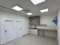 Izdavanje, poslovni prostor, 96m², Banovo Brdo, Beograd - image 1