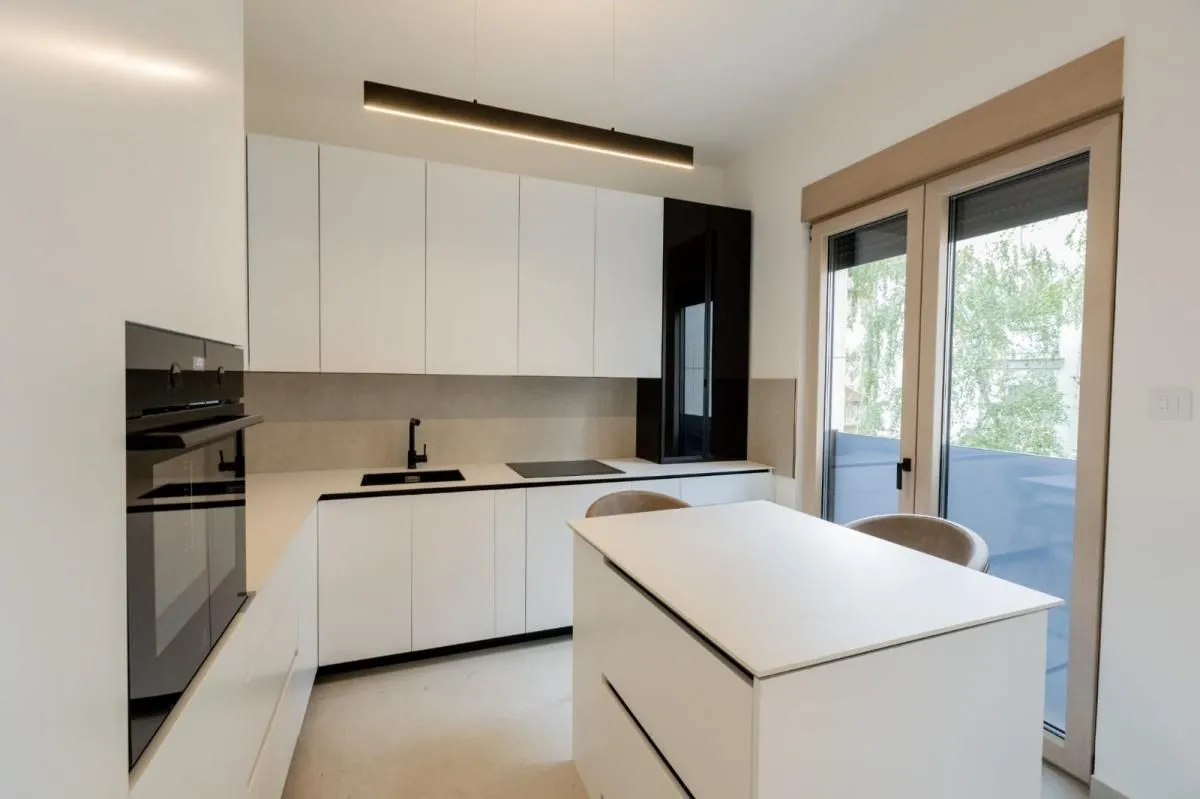 Sale, four bedroom apartment, 114m², Stari grad, Novi Sad