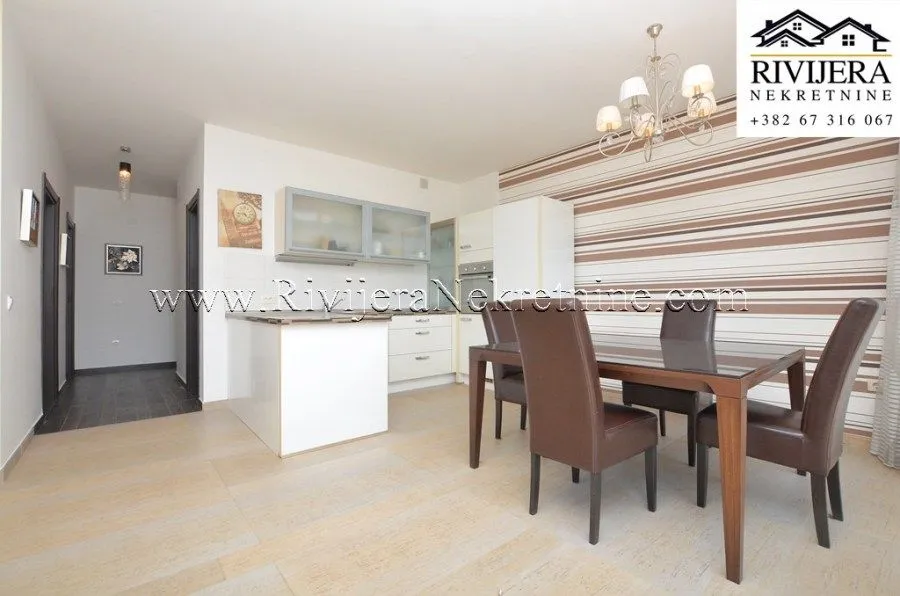 Prodaja, trosoban stan, 102m², Kumbor, Herceg Novi