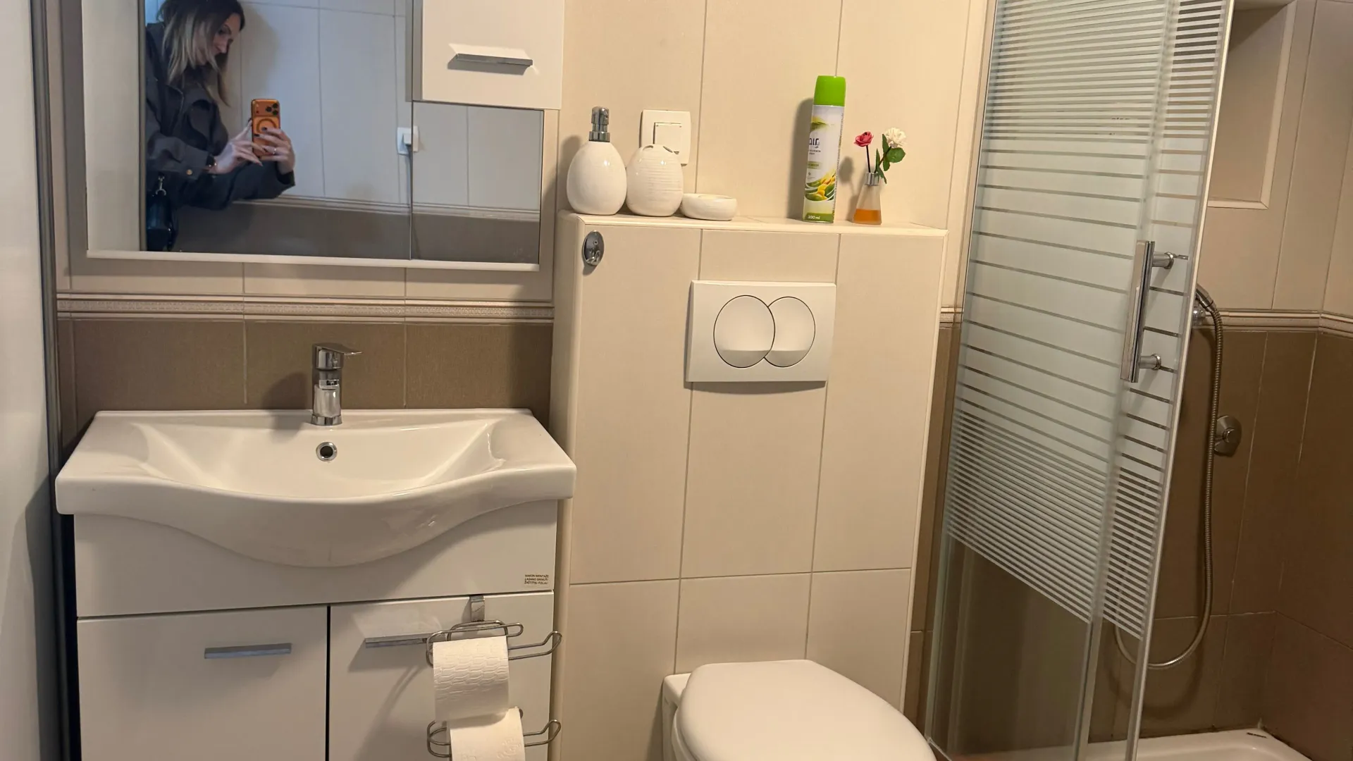 Izdavanje, garsonjera, 35m², Mažina, Tivat