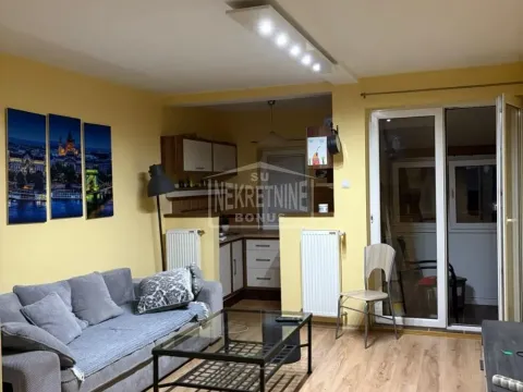 Prodaja, dvosoban stan, 58m², Kertvaroš, Subotica