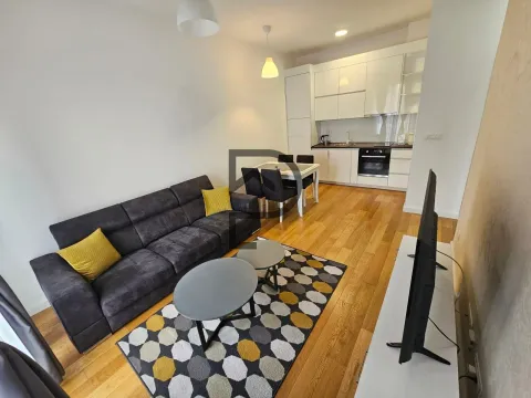 Izdavanje, stan, 40m², City Kvart, Podgorica - image 2