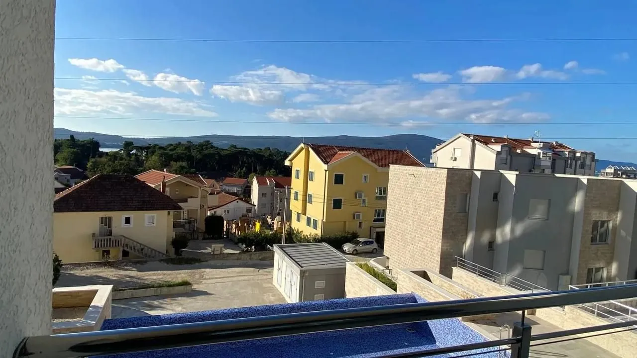 Prodaja, jednosoban stan, 57m², Centar, Tivat
