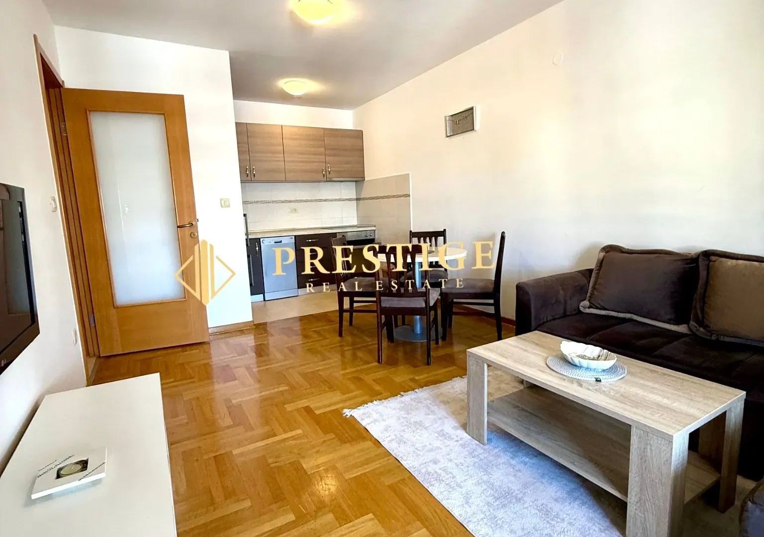 Rent, one bedroom apartment, 45m², Stari Aerodrom, Podgorica
