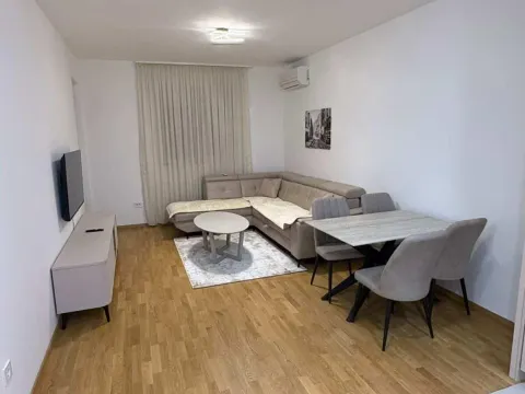 Rent, one bedroom apartment, 47m², Stari Aerodrom, Podgorica - image 1