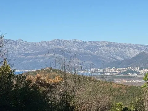 Zemljište in Radanovići