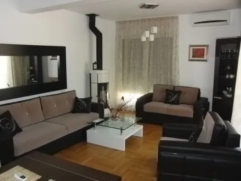 Prodaja, stan, 58m², Budva, Crna Gora - image 2