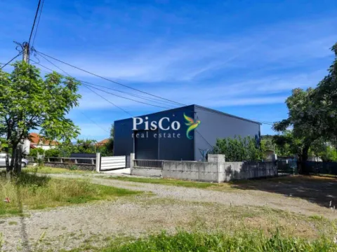 Izdavanje, poslovni prostor, 130m², Stari Aerodrom, Podgorica - image 9