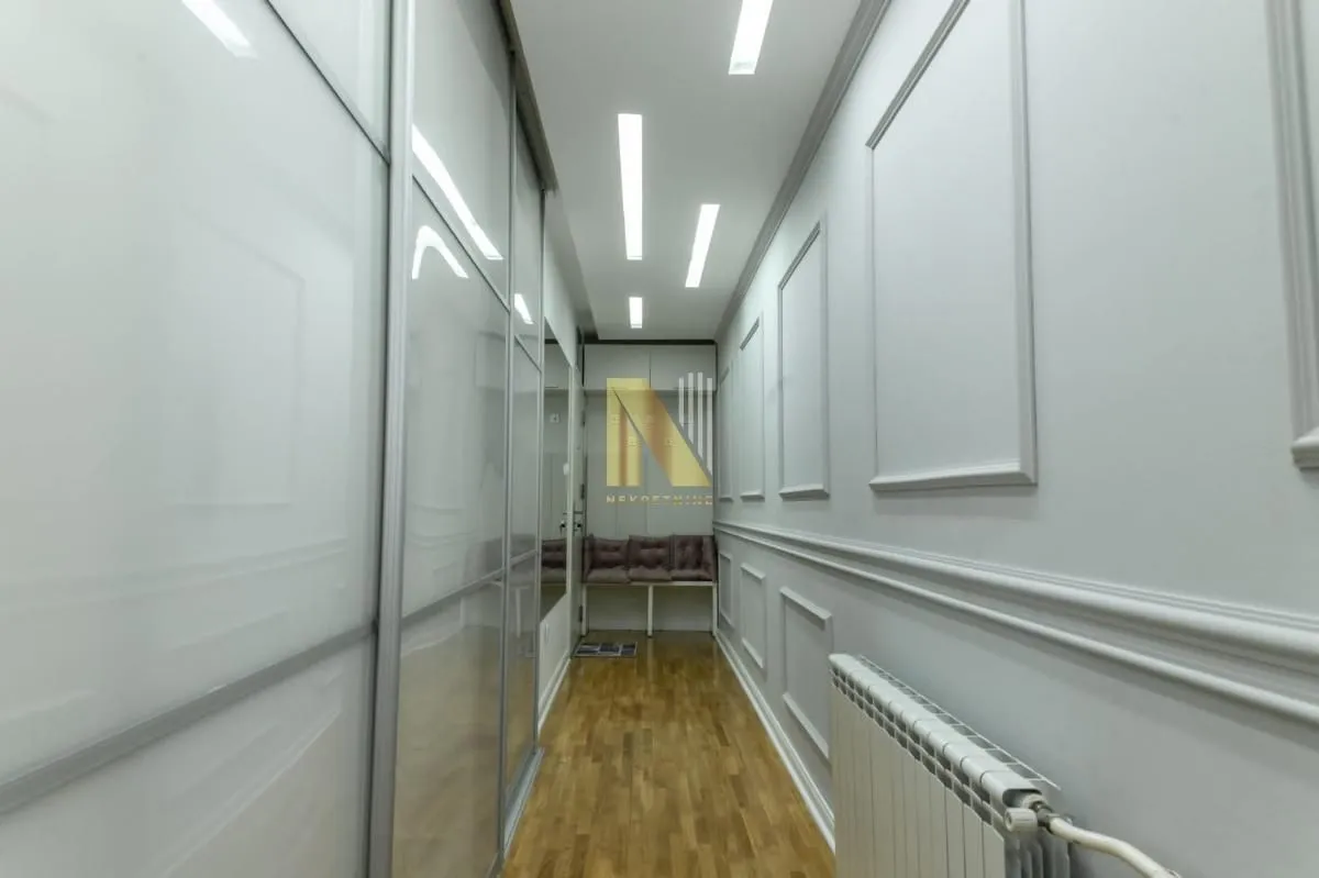 Prodaja, dvosoban stan, 49m², Centar, Novi Sad
