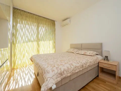 Sale, one bedroom apartment, 48m², Budva, Crna Gora - image 10