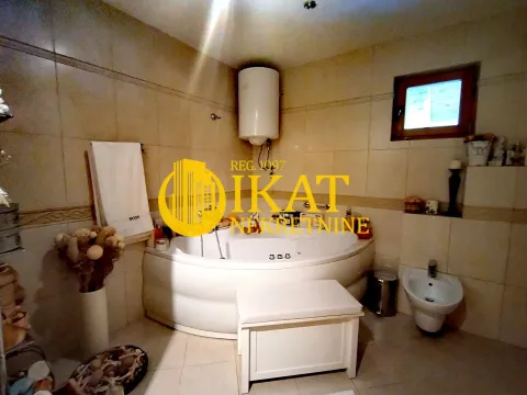 Prodaja, kuća, 250m², Palilula Sve Podlokacije, Beograd - image 11