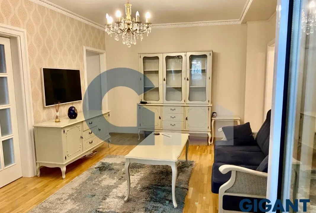 Izdavanje, dvosoban stan, 59m², Skadarlija, Beograd