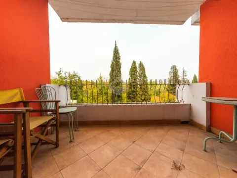 Izdavanje, trosoban stan, 90m², Centar, Podgorica - image 8