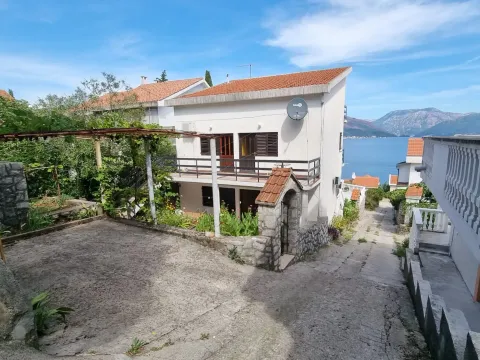 Prodaja, kuća, 400m², Tivat, Crna Gora - image 4