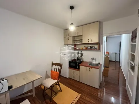 Izdavanje, jednosoban stan, 25m², Vračar Hram, Vračar Sve Podlokacije - image 2