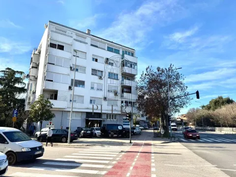 Rent, two bedroom apartment, 67m², Preko Morače, Podgorica - image 14