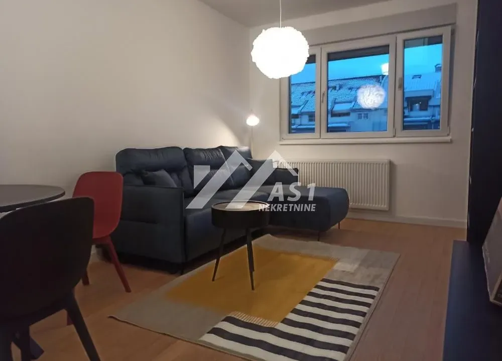 Izdavanje, jednosoban stan, 38m², Novo naselje, Novi Sad
