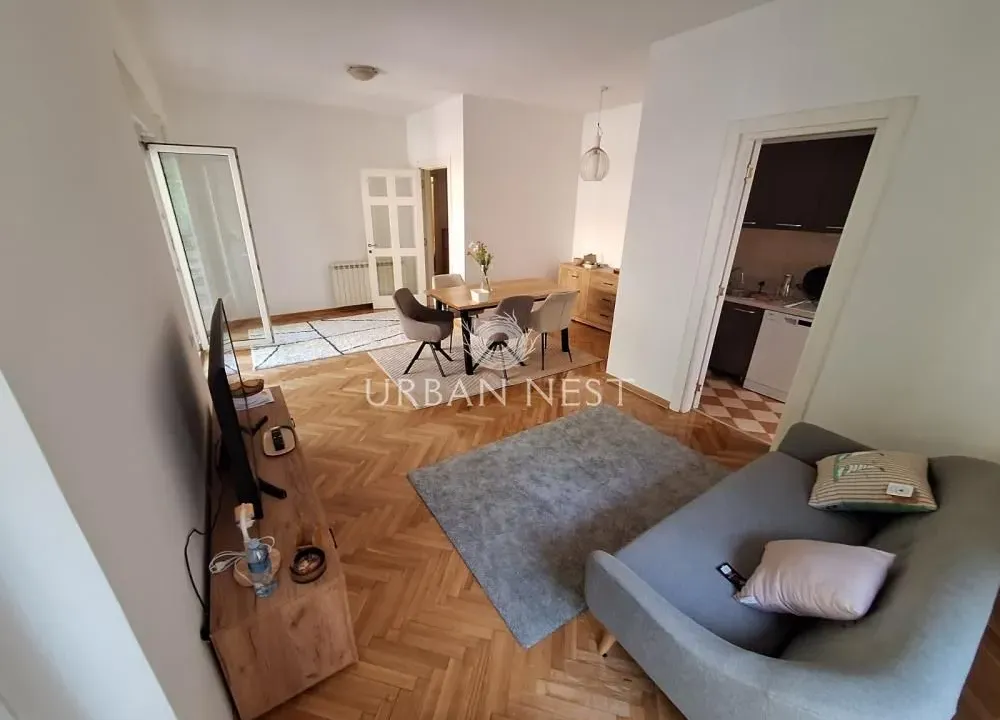 Izdavanje, dvosoban stan, 60m², Neimar, Vračar Sve Podlokacije