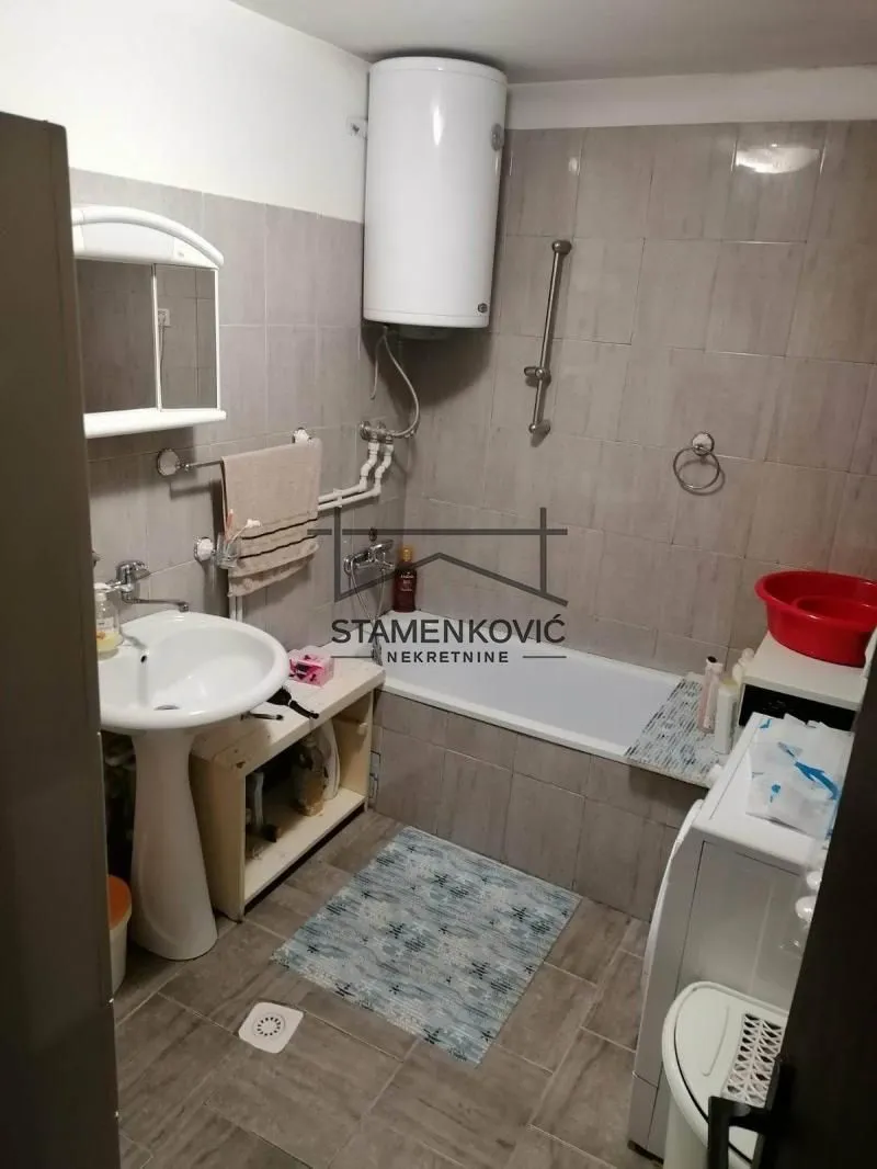 Sale, house, 115m², Šid, Srbija