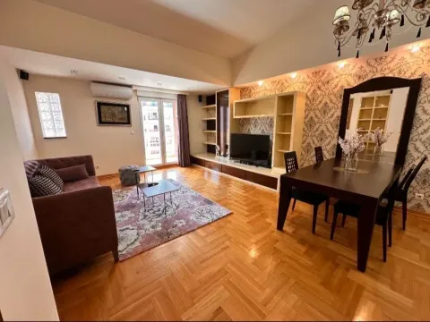 Prodaja, dvosoban stan, 92m², City Kvart, Podgorica - image 4