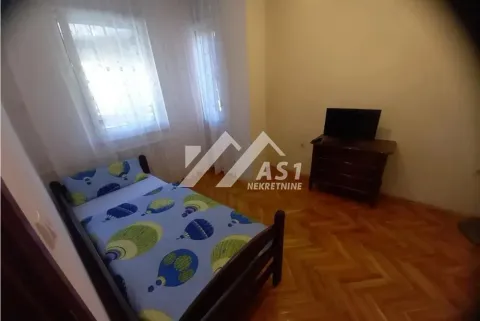 Izdavanje, trosoban stan, 90m², Nova Detelinara, Novi Sad Sve Podlokacije - image 6