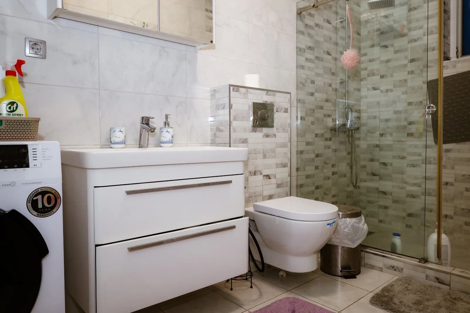 Izdavanje, kuća, 170m², Bigova, Kotor