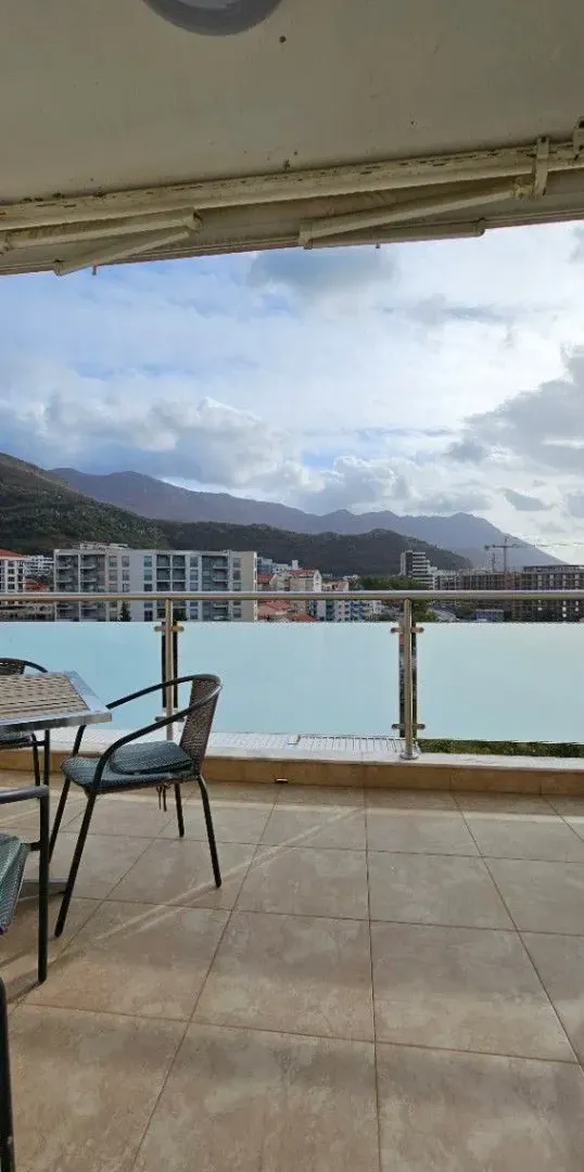 Sale, two bedroom apartment, 71m², Bečići, Budva
