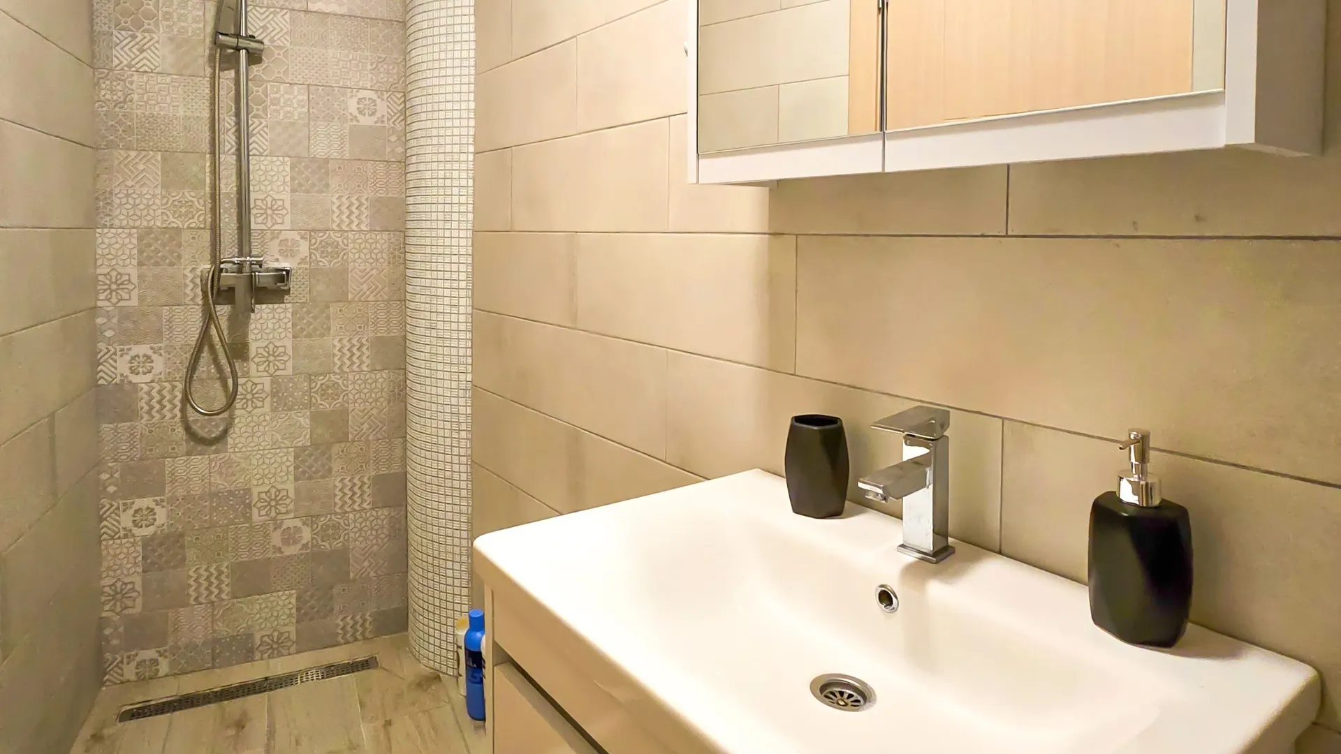 Prodaja, garsonjera, 30m², Sutomore, Bar