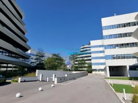 Izdavanje, poslovni prostor, 1310m², Novi Beograd Sve Podlokacije, Beograd - image 12